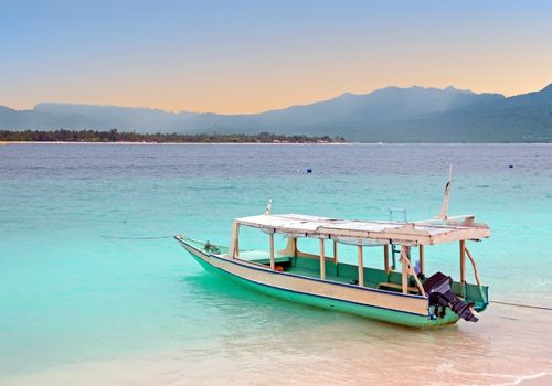 Wisata Alam Romantis di Lombok
