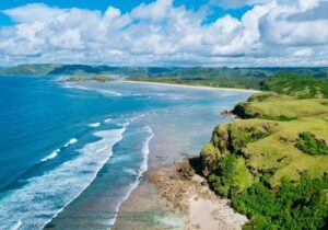 pantai di lombok selatan