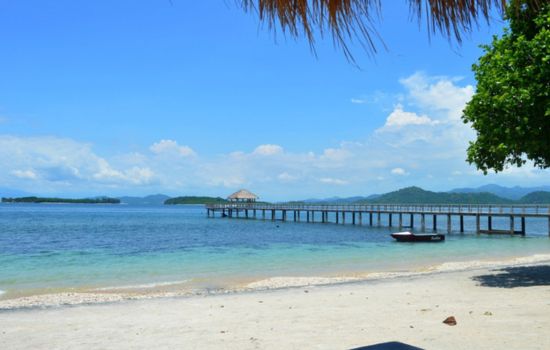 pantai di lombok barat